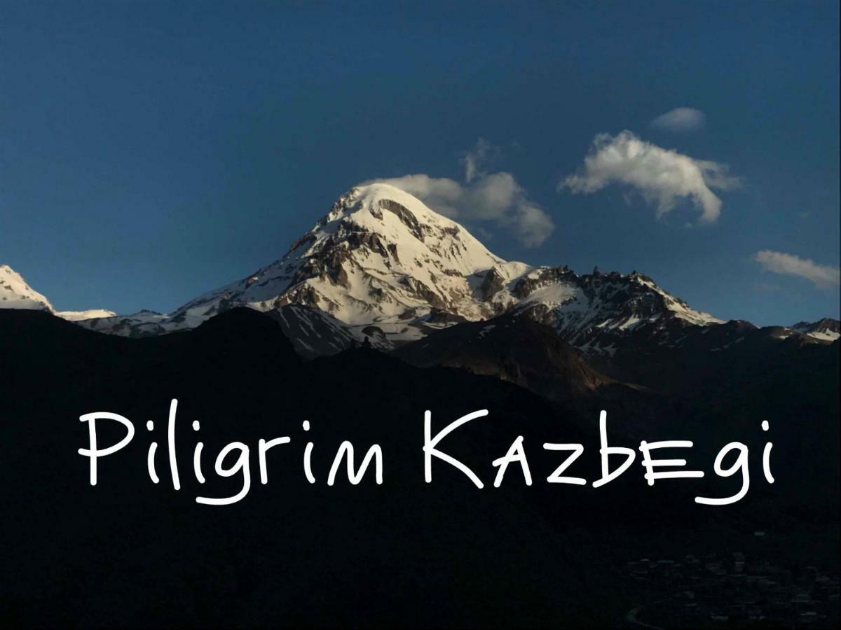Hotel Piligrim Kazbegi Esterno foto